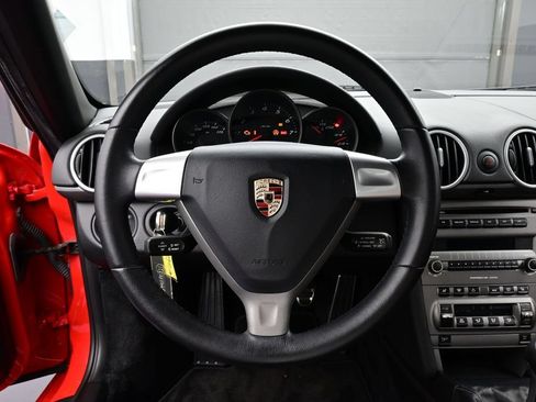 Used 2006 Porsche Boxster RWD image 8