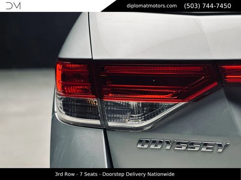 Used 2015 Honda Odyssey Touring image 15