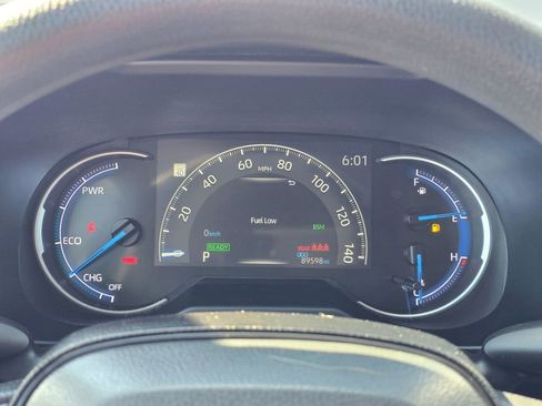 Used 2023 Toyota RAV4 LE AWD/4WD image 18