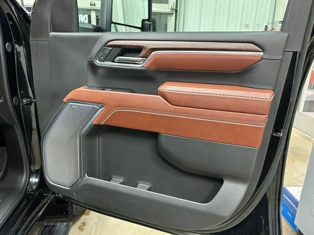 Used 2024 GMC Sierra 3500 Denali Ultimate AWD/4WD image 28