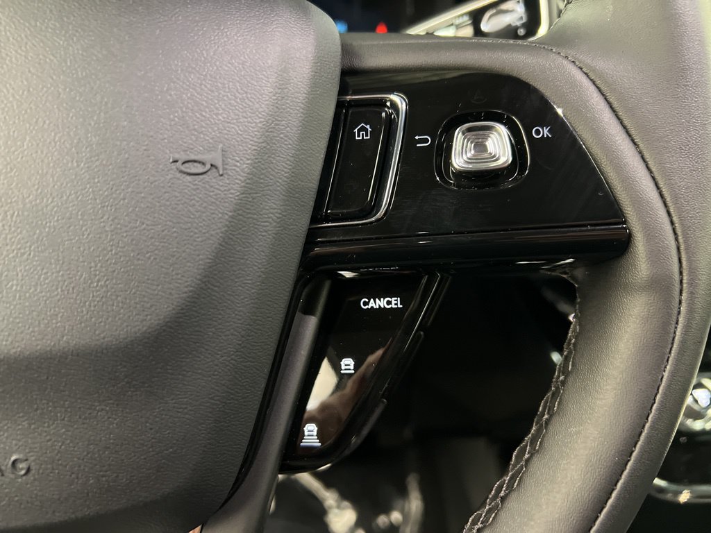 Used 2026 Lincoln Corsair Premiere AWD/4WD image 18
