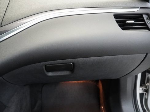 Used 2015 Chevrolet Impala LT w/ Convenience Package image 33