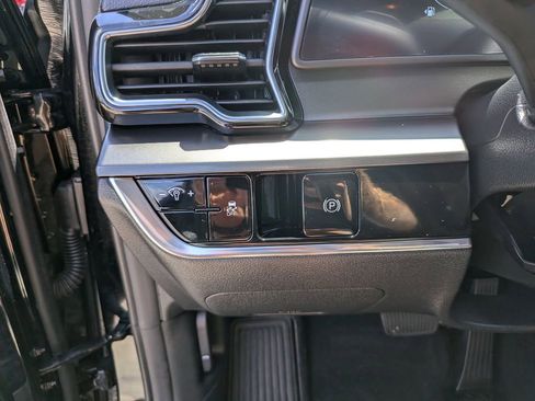 Certified 2024 Kia Sportage EX FWD image 28