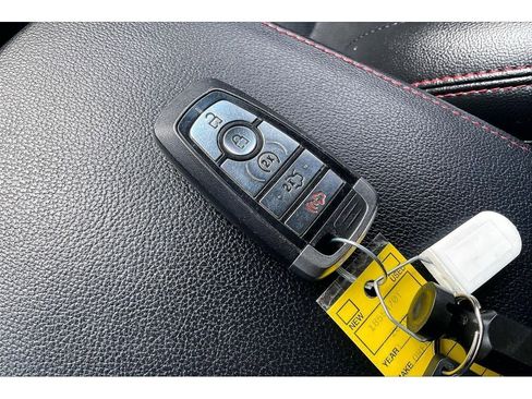 Used 2018 Ford Explorer Sport AWD/4WD image 14