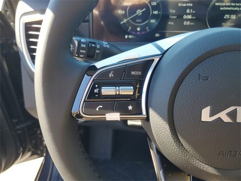 New 2026 Kia Seltos EX image 18