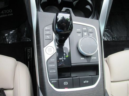 Used 2023 BMW M440i Convertible w/ Premium Package RWD image 26