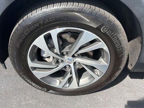 Used 2023 Buick Envision Essence AWD/4WD image 35