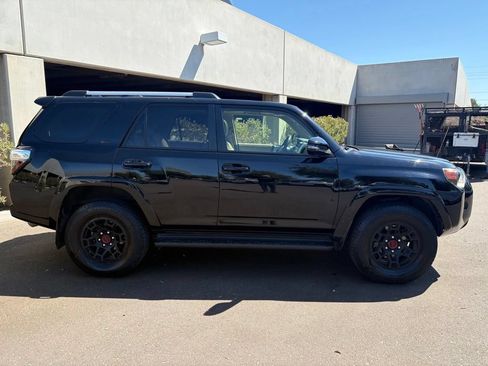 Used 2023 Toyota 4Runner SR5 Premium w/ Moonroof Package AWD/4WD image 6