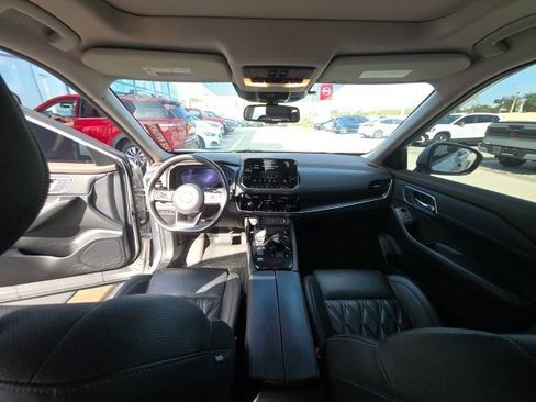 Used 2023 Nissan Rogue Platinum w/ Platinum Premium Package image 27