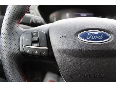 Used 2023 Ford Escape ST-Line w/ Cold Weather Package FWD image 22