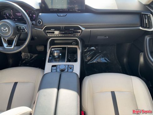 Used 2025 MAZDA CX-70 Plug-In Hybrid w/ Premium Pkg image 16