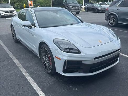 Used 2025 Porsche Panamera 4S AWD/4WD image 3