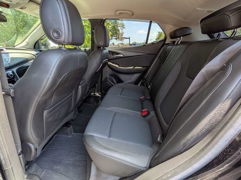 Used 2023 Buick Encore GX Preferred w/ Cold Weather Comfort Package AWD/4WD image 15