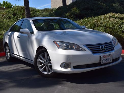 Used 2012 Lexus ES 350 FWD image 2