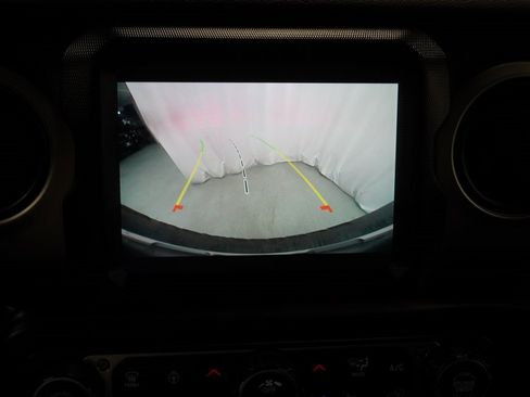 Certified 2021 Jeep Wrangler Unlimited Sport image 29