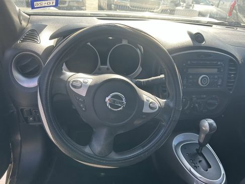 Used 2014 Nissan Juke S image 11