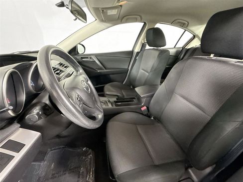 Used 2013 MAZDA MAZDA3 i Sport FWD image 3