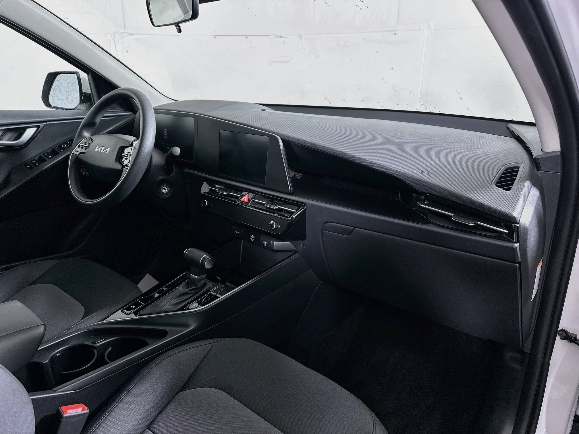 Certified 2026 Kia Niro LX FWD image 26