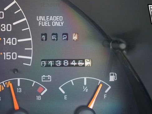 Used 1996 Pontiac Firebird Formula image 17