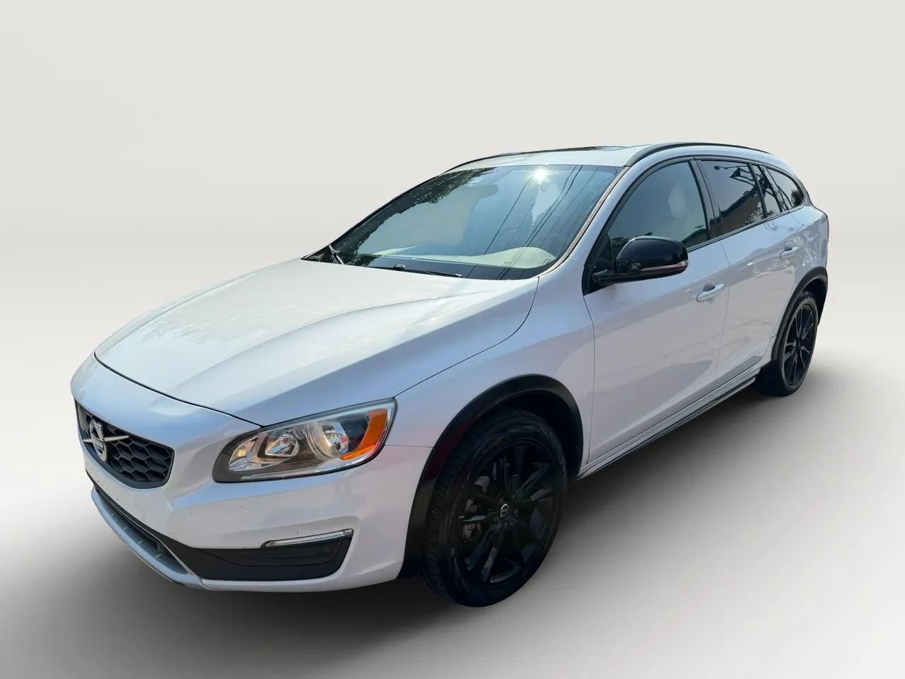 Used 2018 Volvo V60 T5 Cross Country w/ Convenience Package AWD/4WD image 7
