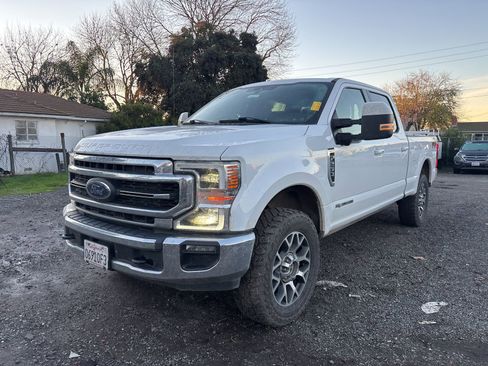 Used 2021 Ford F250 Lariat w/ Lariat Ultimate Package image 2