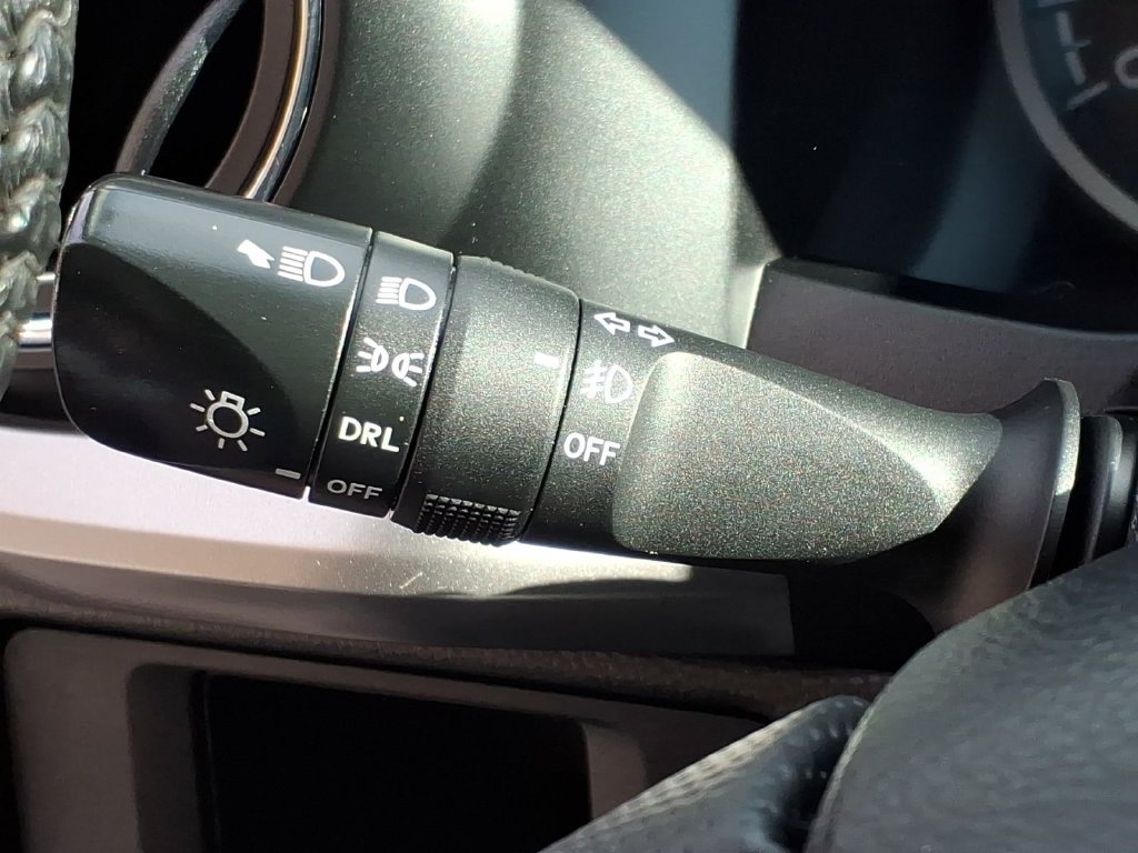 Used 2019 Toyota Tacoma SR5 AWD/4WD image 28