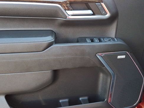 Used 2023 GMC Sierra 1500 Elevation w/ Elevation Premium Package image 12