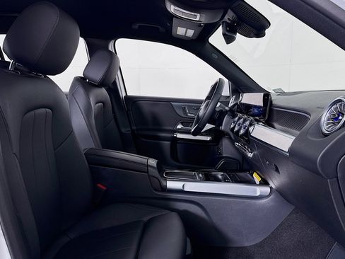 Certified 2025 Mercedes-Benz GLB 250 GLB 250 image 7