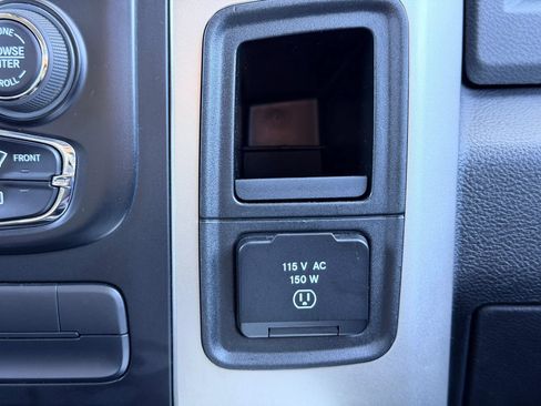 Used 2015 RAM 1500 Big Horn AWD/4WD image 26