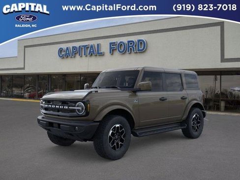 New 2026 Ford Bronco Outer Banks AWD/4WD image 1