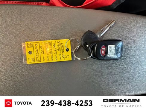 Used 2019 Hyundai Elantra SEL FWD image 18