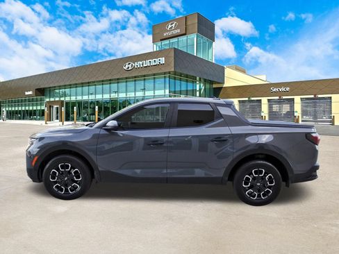 Used 2024 Hyundai Santa Cruz SE FWD image 9