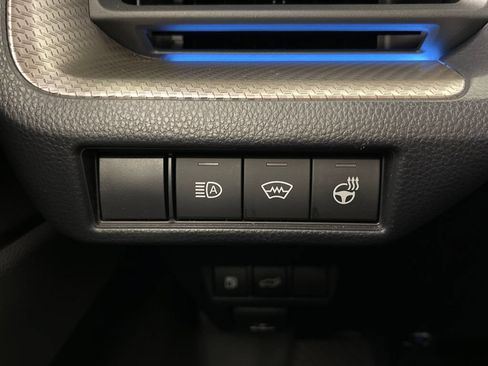 Certified 2024 Toyota Prius Limited w/ Limited Premium Package FWD image 28