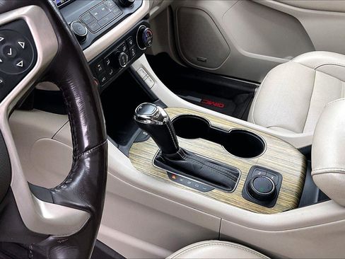 Used 2019 GMC Acadia Denali w/ Technology Package image 15