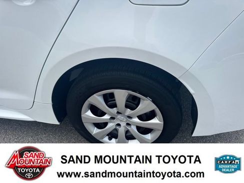 Used 2023 Toyota Corolla LE FWD image 12