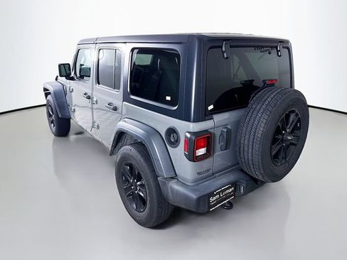 Used 2022 Jeep Wrangler Unlimited Sport AWD/4WD image 5