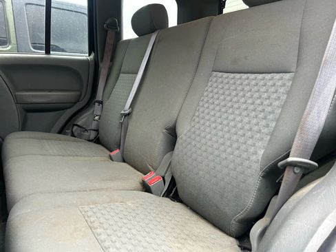 Used 2007 Jeep Liberty Sport image 8