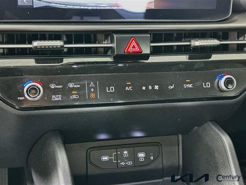 Certified 2026 Kia Sportage SX FWD image 16
