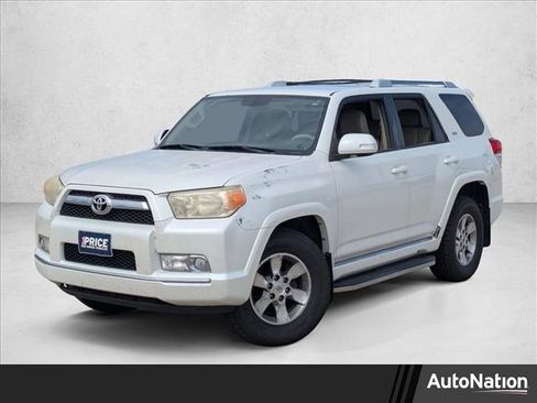Used 2013 Toyota 4Runner SR5 image 1
