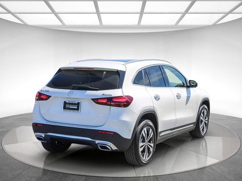 New 2026 Mercedes-Benz GLA 250 4MATIC image 4