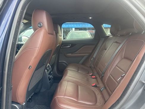 Used 2017 Jaguar F-PACE S image 12