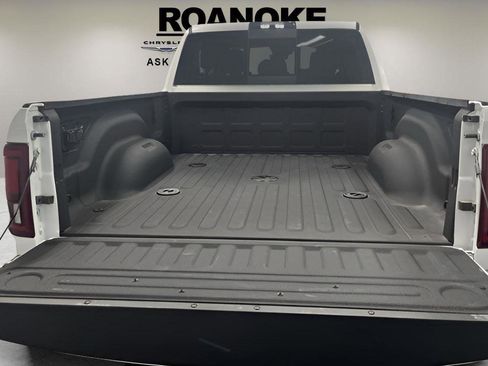 Used 2025 RAM 3500 Longhorn image 27