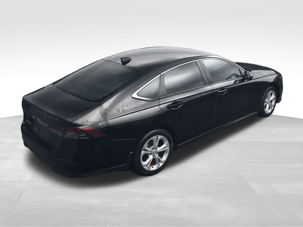 Used 2025 Honda Accord LX image 34