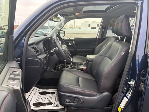 Used 2024 Toyota 4Runner TRD Off-Road Premium image 19