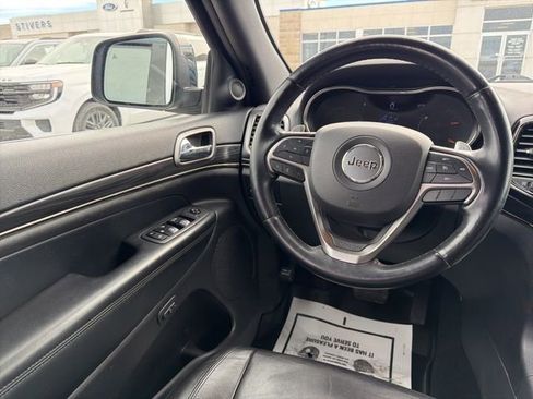 Used 2020 Jeep Grand Cherokee Limited X image 17