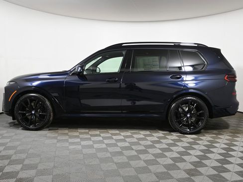 New 2026 BMW X7 xDrive40i w/ M Sport Package image 2