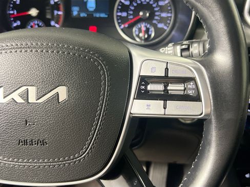 Used 2022 Kia Telluride S image 19