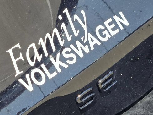 New 2026 Volkswagen Tiguan SE R-Line FWD image 9