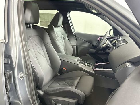 Used 2025 BMW X3 xDrive30i w/ Premium Package image 18