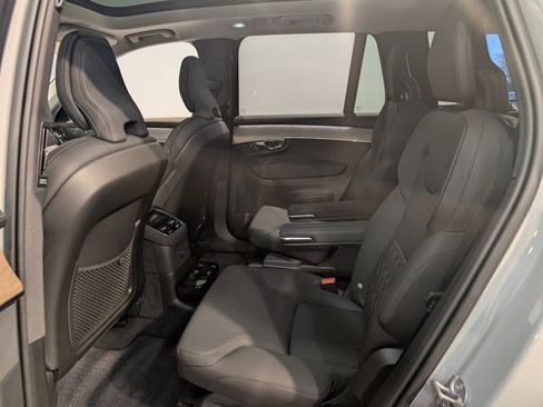 Used 2025 Volvo XC90 T8 Plus image 24